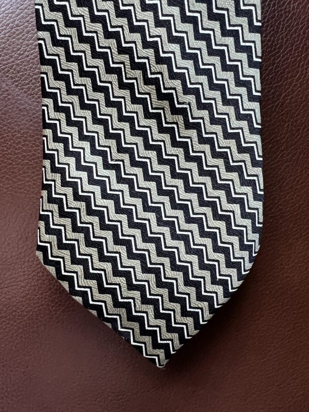 Tongue Tied Black Cream Zigzag Stripe Silk Tie Necktie